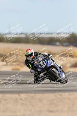 media/Nov-16-2025-Race Pace (Sun) [[8c5fa54630]]/Verified Riders/9-Turn 16 (150pm)/